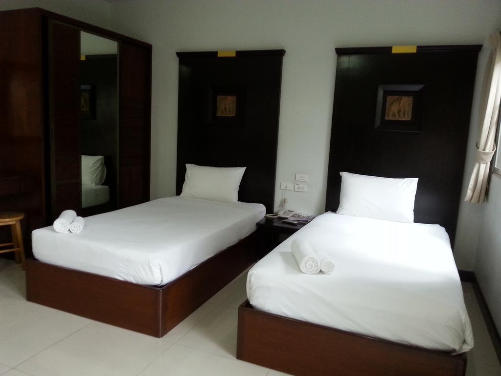 Apartament C.A.P Mansion Phuket Zewnętrze zdjęcie